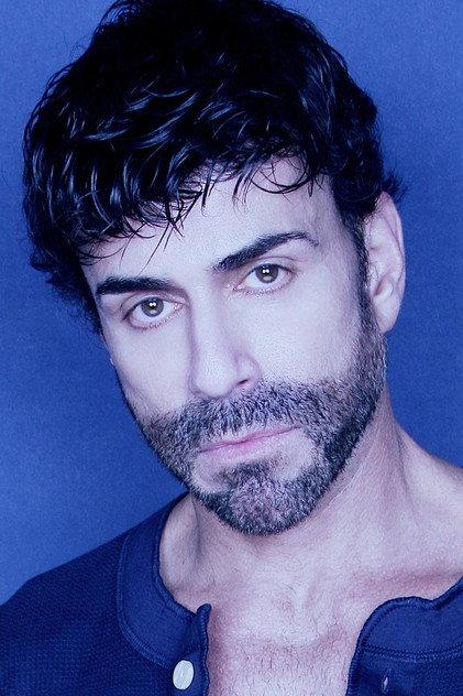 Dennis Record - Actor Profile Photo