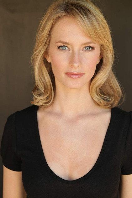Cassie Kramer - Actor Profile Photo