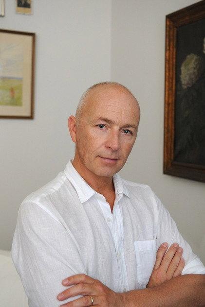 Tobias Bonn - Actor Profile Photo