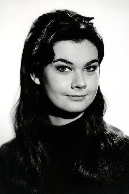 Imogen Hassall - Actor Profile Photo
