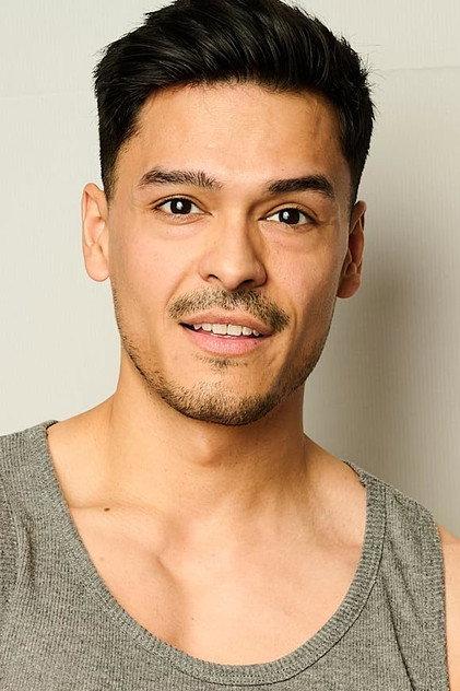 Adrian Hernandez - Actor Profile Photo