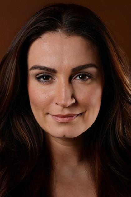 Ayça İnci - Actor Profile Photo