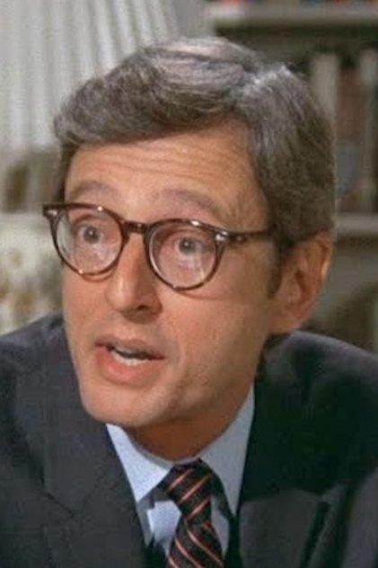 Darrell Zwerling - Actor Profile Photo