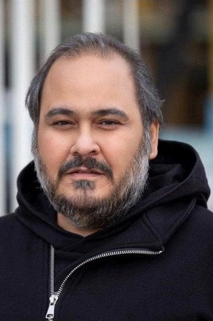 Reza Davoudnejad - Actor Profile Photo