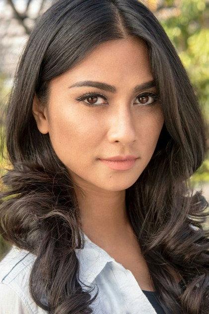 Uli Auliani - Actor Profile Photo
