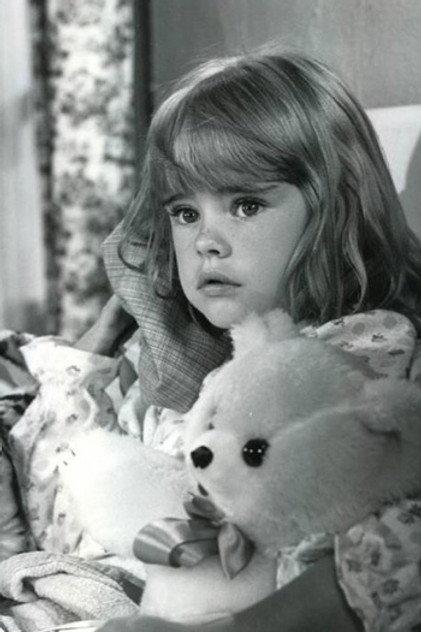 Melanie Fullerton - Actor Profile Photo