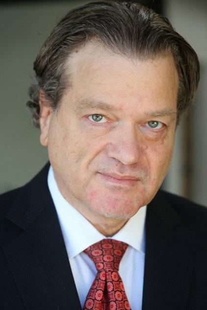 Andrew Schlessinger - Actor Profile Photo
