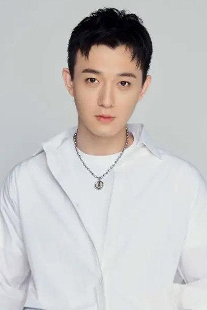 Пань Ян - Actor Profile Photo