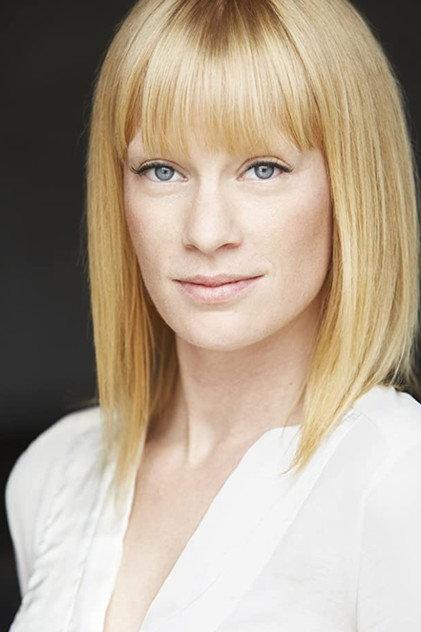 Denna Thomsen - Actor Profile Photo