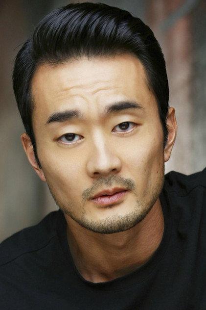 Jon Komp Shin - Actor Profile Photo