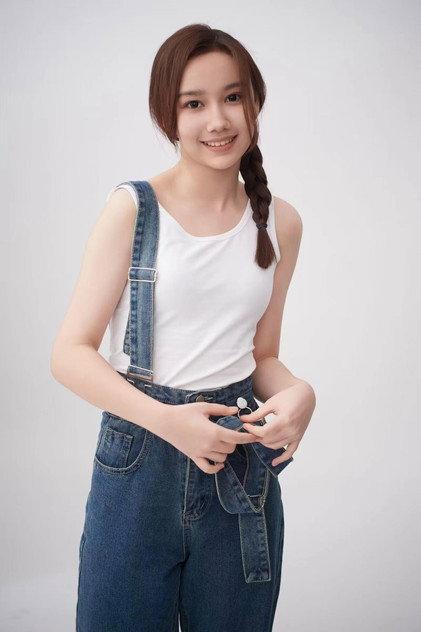 Liu Fenghuang - Actor Profile Photo