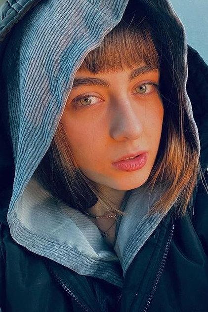 Elika Naseri - Actor Profile Photo