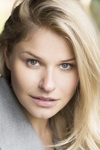 Georgina White - Actor Profile Photo