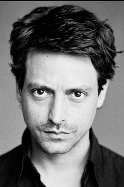 Sebastian Knapp - Actor Profile Photo