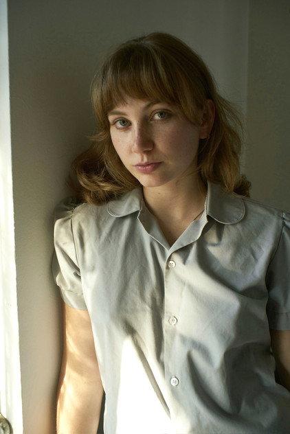 Isabelle Gillette - Actor Profile Photo