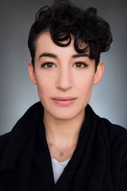 Sara Farb - Actor Profile Photo