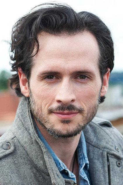 Aaron McDaniel - Actor Profile Photo
