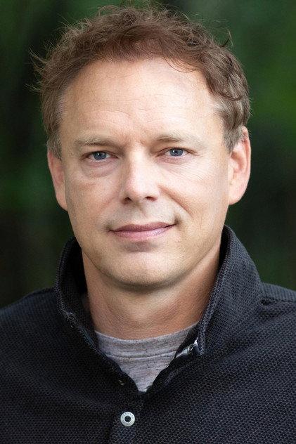 Justen Overlander - Actor Profile Photo