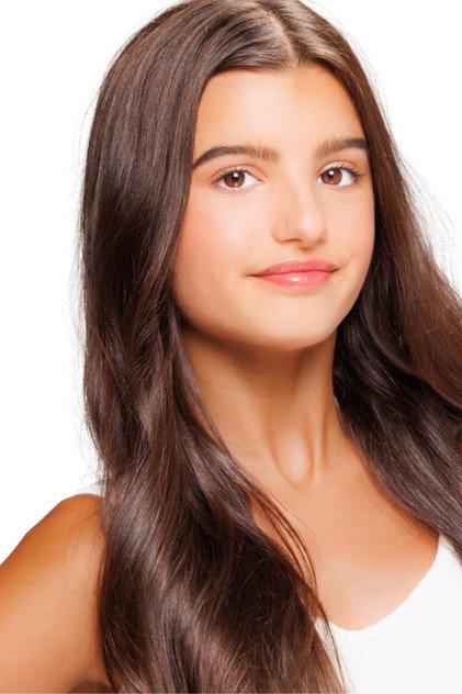 Ella Kaminski - Actor Profile Photo