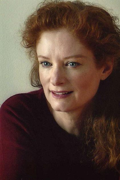 Lisa Pelikan - Actor Profile Photo