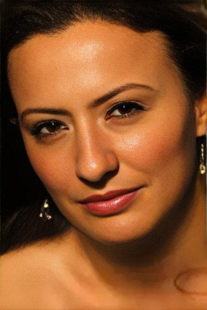 Funda Şirinkal - Actor Profile Photo