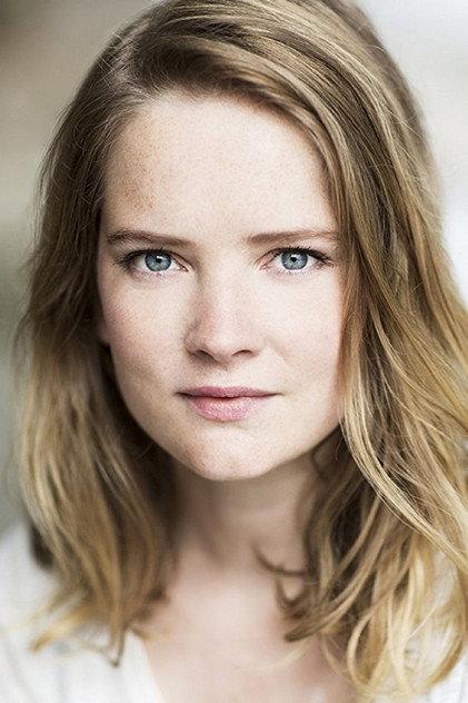 Line Brå Johansen - Actor Profile Photo
