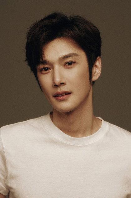 Yan Xi - Actor Profile Photo