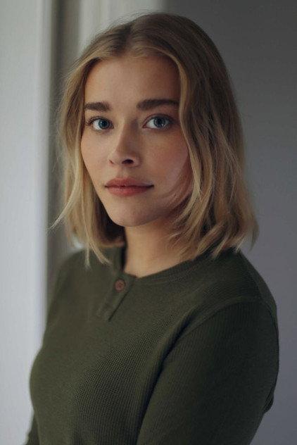 Milena Tscharntke - Actor Profile Photo