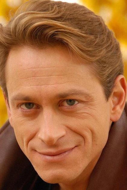 René-Alban Fleury - Actor Profile Photo