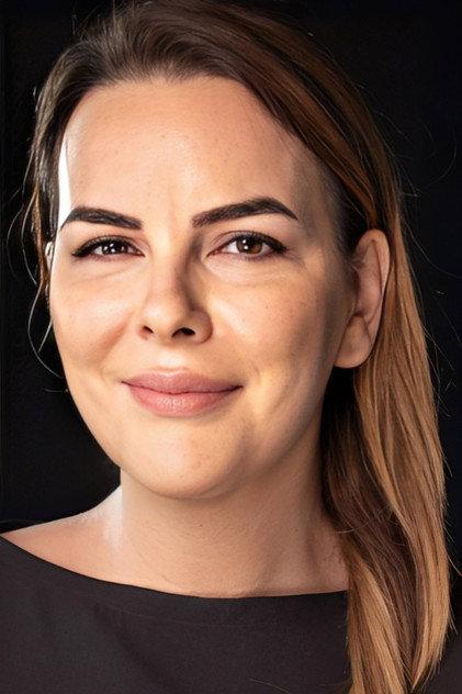 Seren Fosforoğlu - Actor Profile Photo