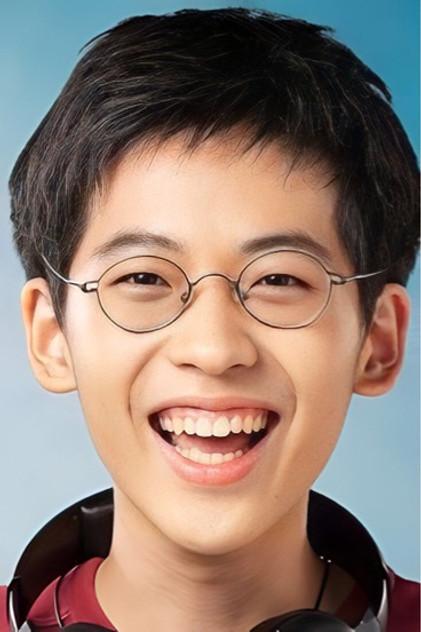 Jirapat Siwakosit - Actor Profile Photo