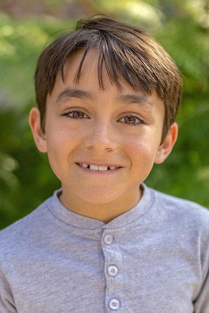 Aaron Bradshaw - Actor Profile Photo