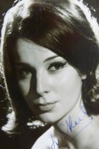 Léna Skerla - Actor Profile Photo