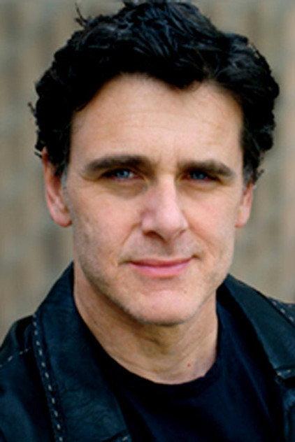 Lee Biolos - Actor Profile Photo