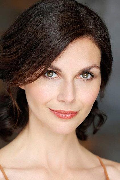 Ceri Bethan - Actor Profile Photo