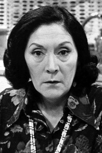 Queenie Watts - Actor Profile Photo