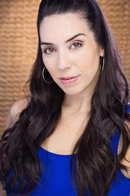 Gianna Lutz - Actor Profile Photo