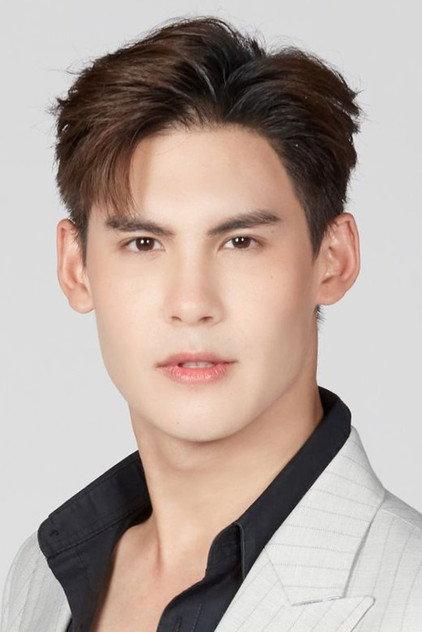 Chanakan Poonsiriwong - Actor Profile Photo