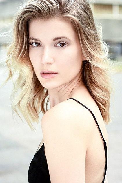 Emma Johnson - Actor Profile Photo