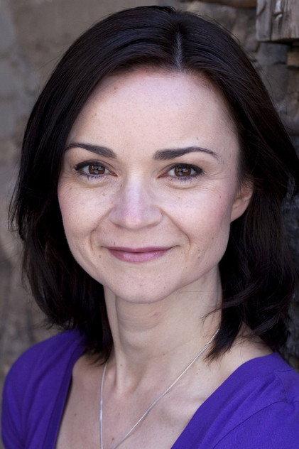 Julia Arkos - Actor Profile Photo
