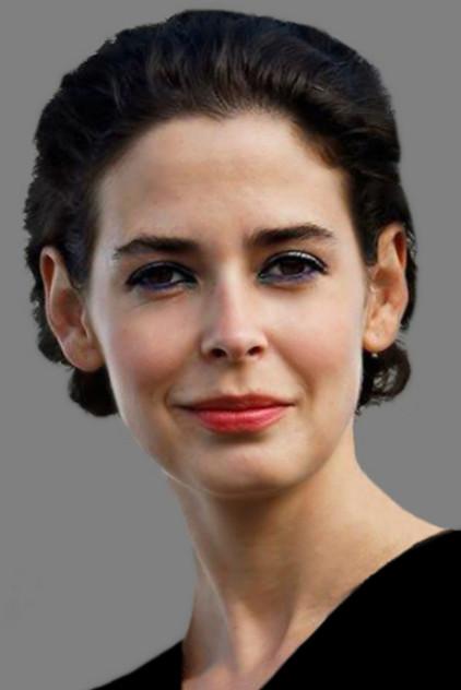 Pelin Batu - Actor Profile Photo