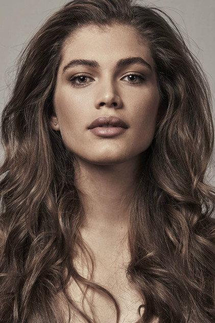 Valentina Sampaio - Actor Profile Photo