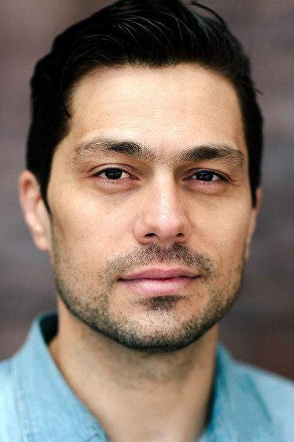 Jonathan Wilde - Actor Profile Photo