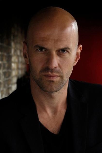 Velibor Topic - Actor Profile Photo