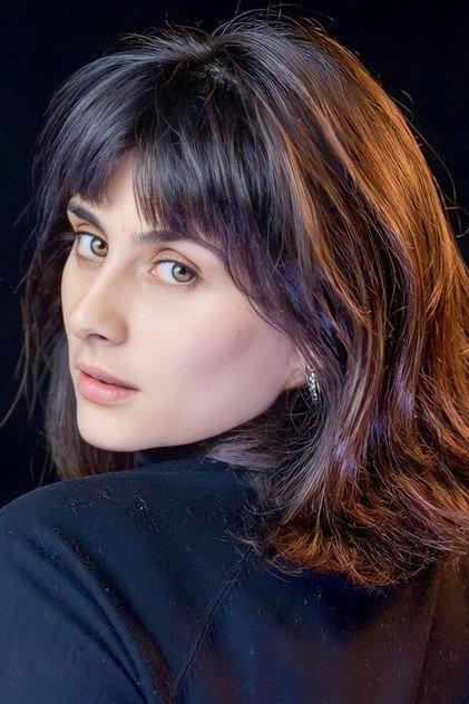 Luana Biagi - Actor Profile Photo