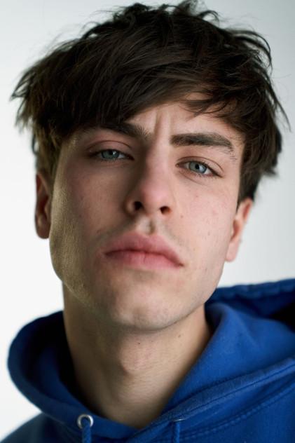Leo Konrad Kuhn - Actor Profile Photo