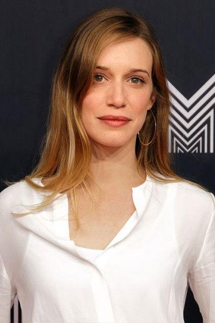 Daniella Kertesz - Actor Profile Photo