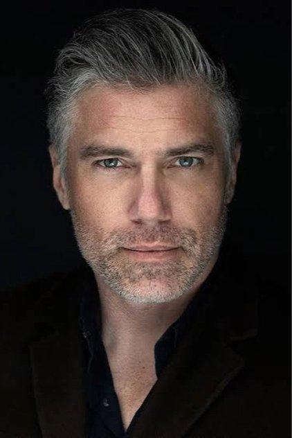 Anson Mount - Actor Profile Photo
