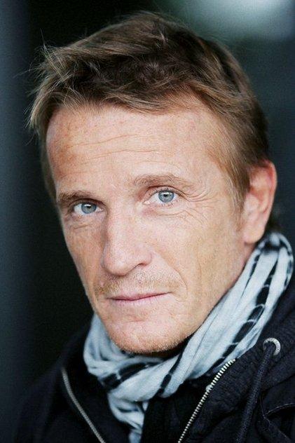 François Montagut - Actor Profile Photo
