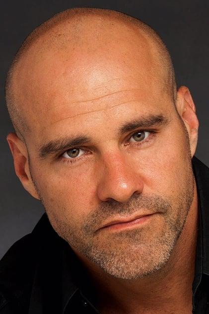 Rey Hernandez - Actor Profile Photo